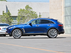 2013款3.7L 五周年限量版 正侧（左）