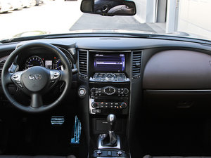 2013款3.7L 五周年限量版 内饰全景