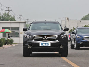 2013款3.7L 标准升级版 正前