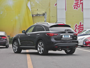 2013款3.7L 标准升级版 左后45度