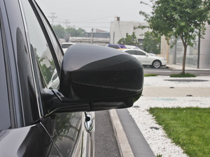 2013款3.7L 标准升级版 后视镜