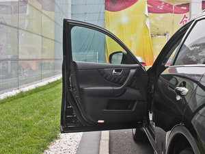 2013款3.7L 标准升级版 驾驶位车门