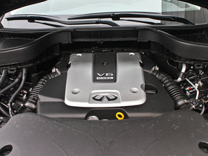 2013款3.7L 标准升级版 发动机