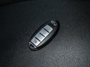 2013款3.7L 超越升级版 车钥匙