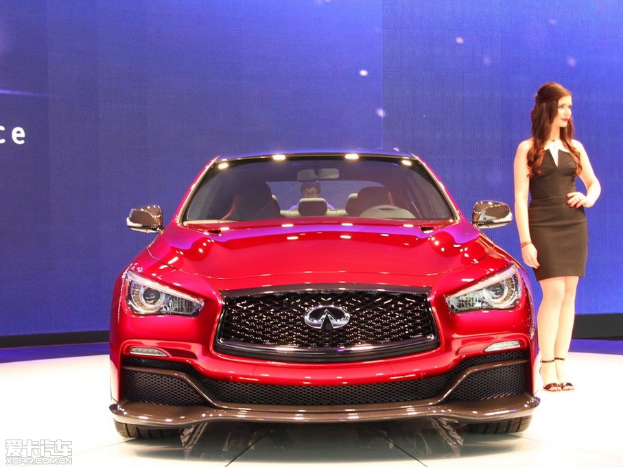 2014��Ӣ�����Q50 Eau Rouge