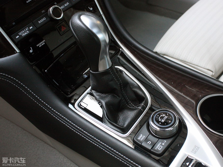 2014��Ӣ�����Q50 Hybrid 3.5L Hybrid ���A�\�Ӱ�