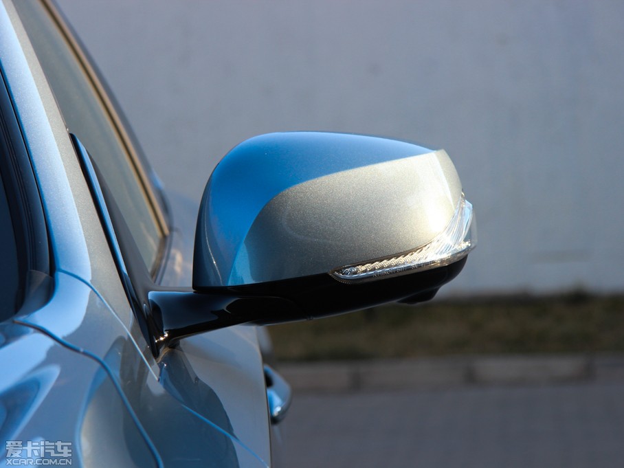 2014��Ӣ�����Q50 Hybrid 3.5L Hybrid ���A�\�Ӱ�