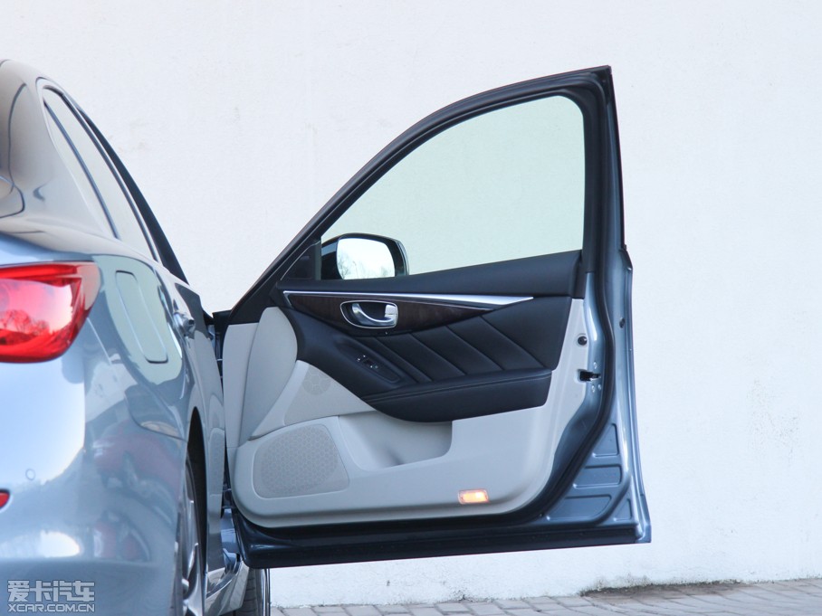 2014��Ӣ�����Q50 Hybrid 3.5L Hybrid ���A�\�Ӱ�