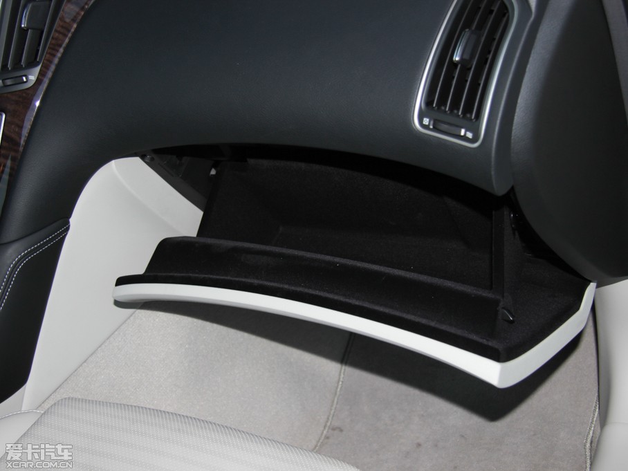 2014��Ӣ�����Q50 Hybrid 3.5L Hybrid ���A�\(y��n)�Ӱ�