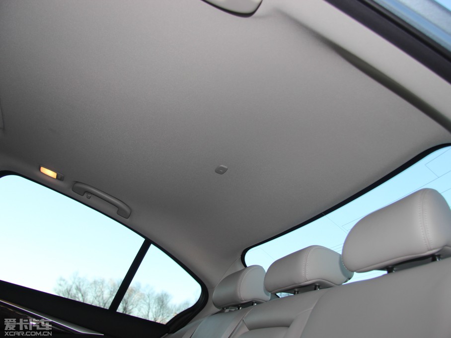 2014��Ӣ�����Q50 Hybrid 3.5L Hybrid ���A�\�Ӱ�