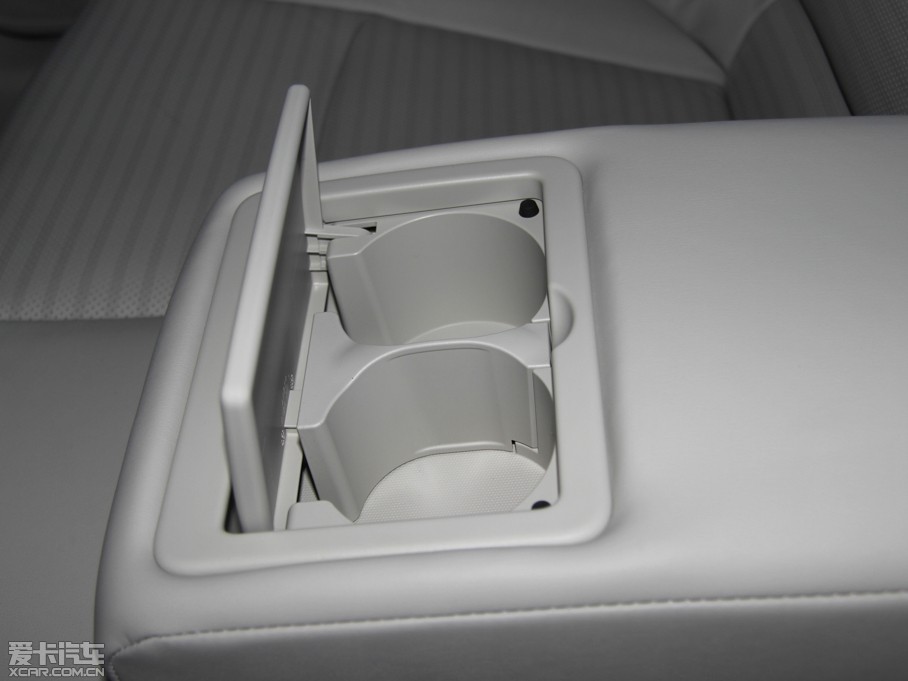 2014��Ӣ�����Q50 Hybrid 3.5L Hybrid ���A�\�Ӱ�