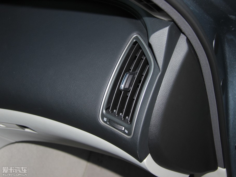 2014��Ӣ�����Q50 Hybrid 3.5L Hybrid ���A�\�Ӱ�