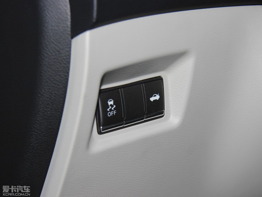 2014��Ӣ�����Q50 Hybrid 3.5L Hybrid ���A�\�Ӱ�