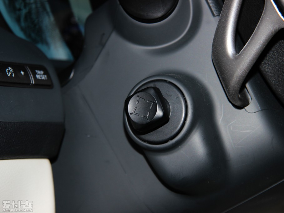 2014��Ӣ�����Q50 Hybrid 3.5L Hybrid ���A�\�Ӱ�