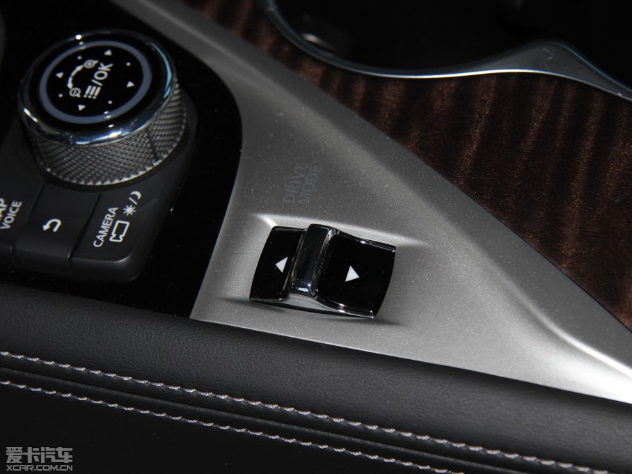 2014��Ӣ�����Q50 Hybrid 3.5L Hybrid ���A�\�Ӱ�