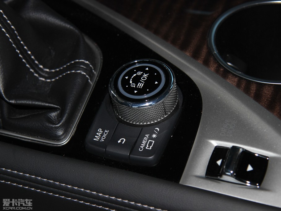 2014��Ӣ�����Q50 Hybrid 3.5L Hybrid ���A�\�Ӱ�