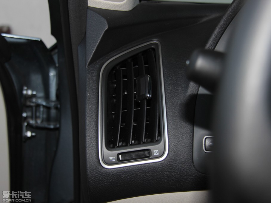 2014��Ӣ�����Q50 Hybrid 3.5L Hybrid ���A�\�Ӱ�