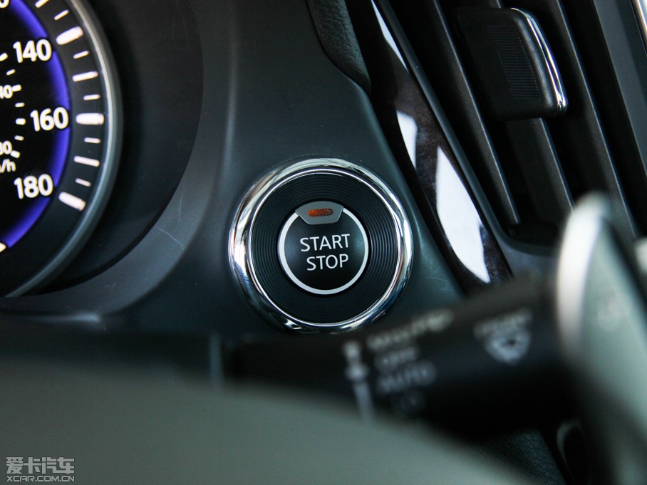 2014��Ӣ�����Q50 Hybrid 3.5L Hybrid ���A�\�Ӱ�