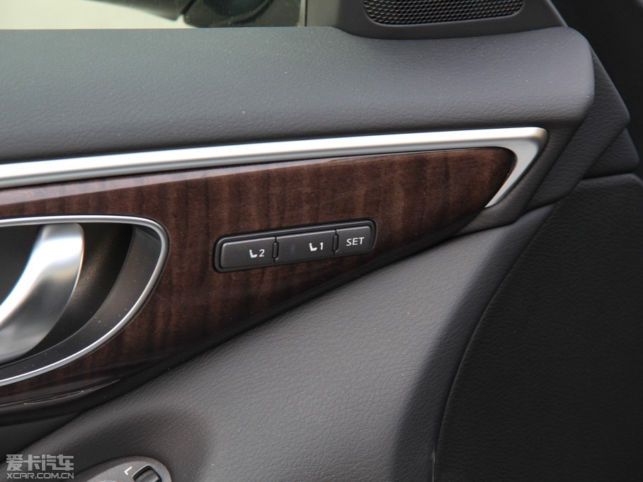 2014��Ӣ�����Q50 3.7L ���A�\�Ӱ�