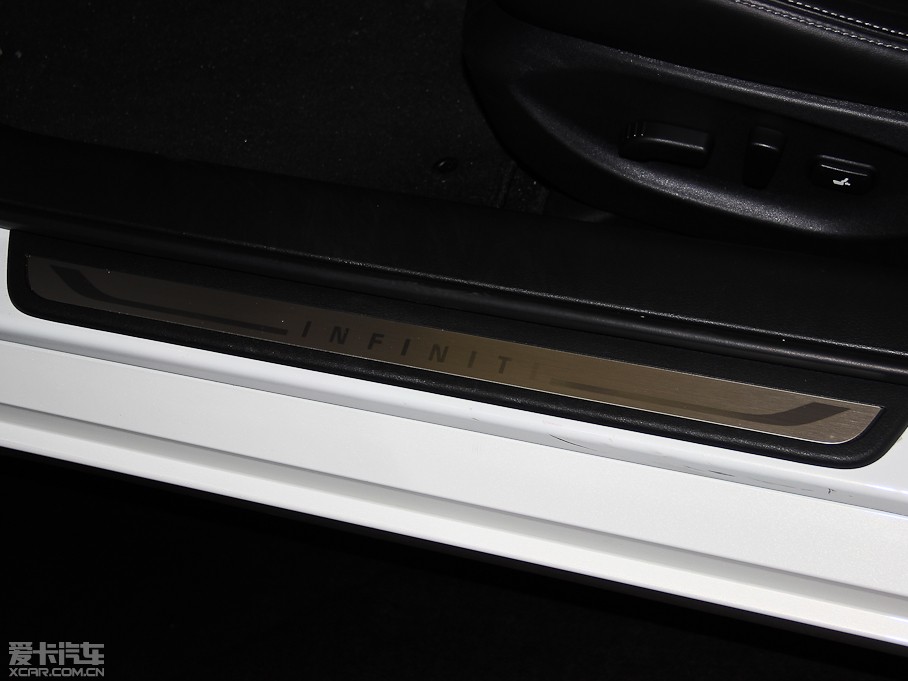 2014ӢQ50 3.7L m