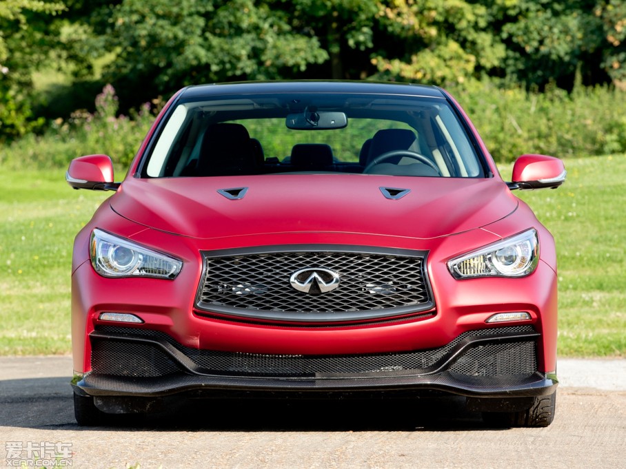 2014��Ӣ�����Q50 Eau Rouge