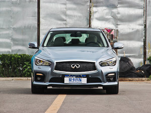 2014款3.7L 豪华运动版 整体外观