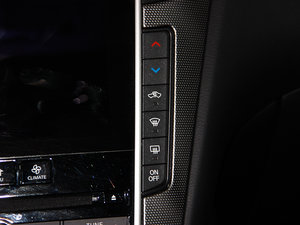 2014款3.7L 舒适版 中控区