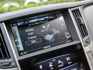 2014款2.0T 豪华运动版 中控区
