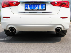2014款2.0T 豪华运动版 排气管