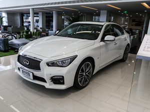 2014款3.7L 豪华运动版 左前45度