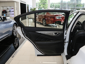 2014款3.7L 豪华运动版 左后车门