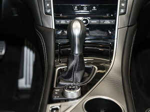 2014款3.7L 豪华运动版 中控区