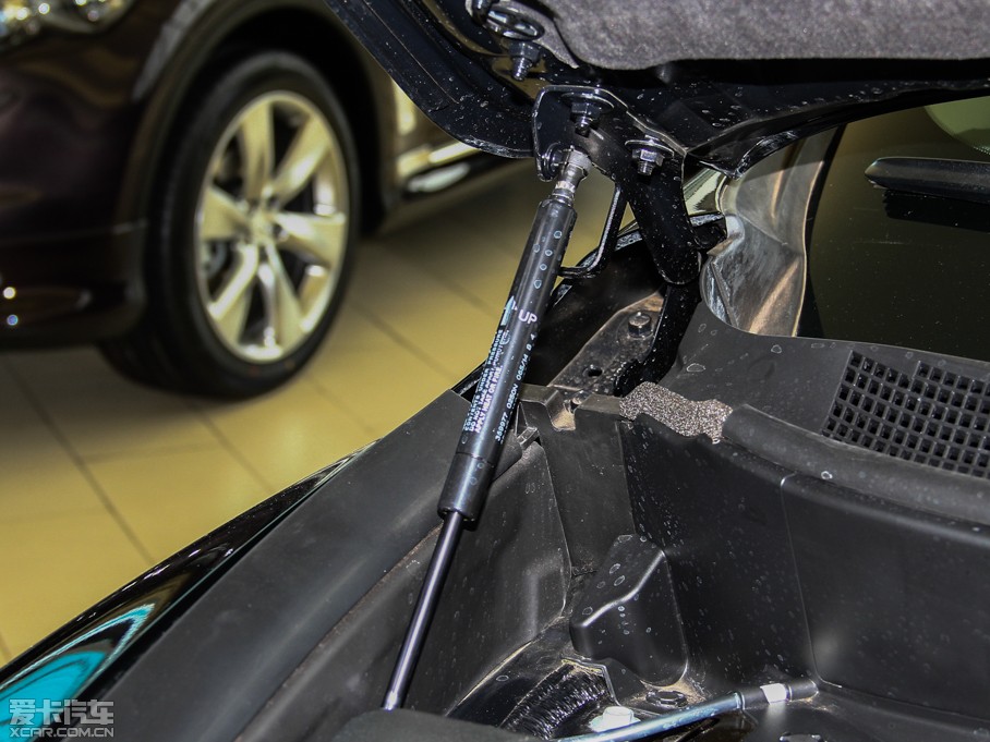 2014ӢQX60(M(jn)) 3.5L (q)׿Խ