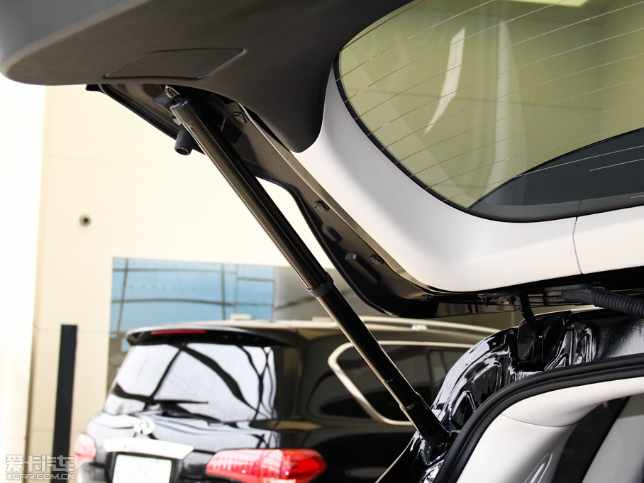 2014ӢQX60(M) 3.5L ׿Խ