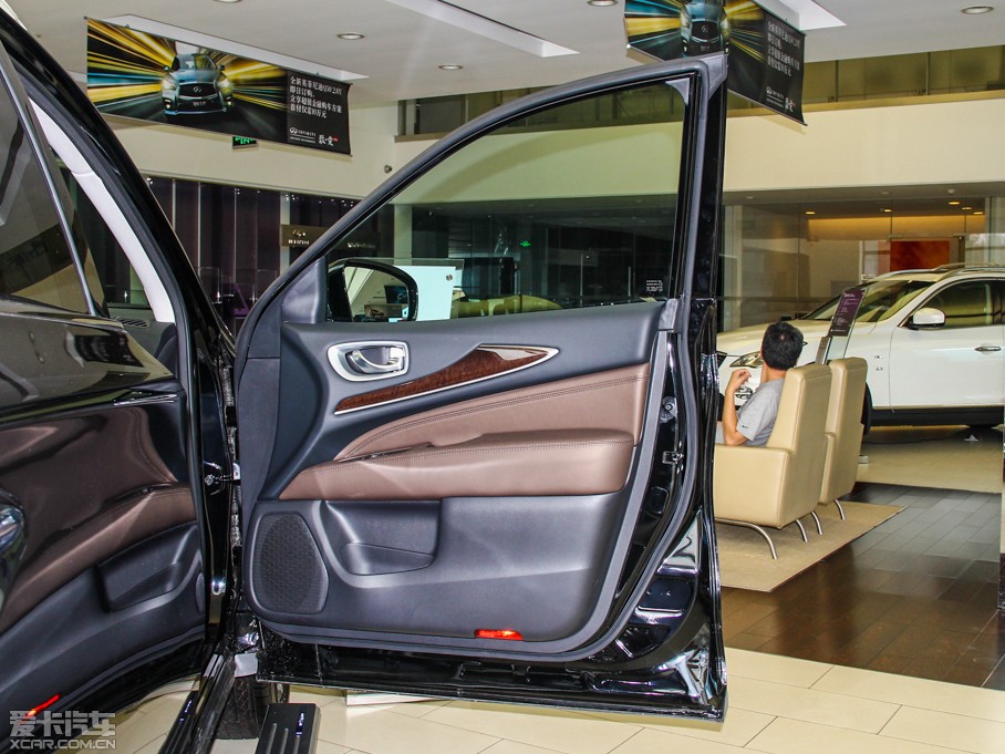 2014ӢQX60(M(jn)) 3.5L (q)׿Խ