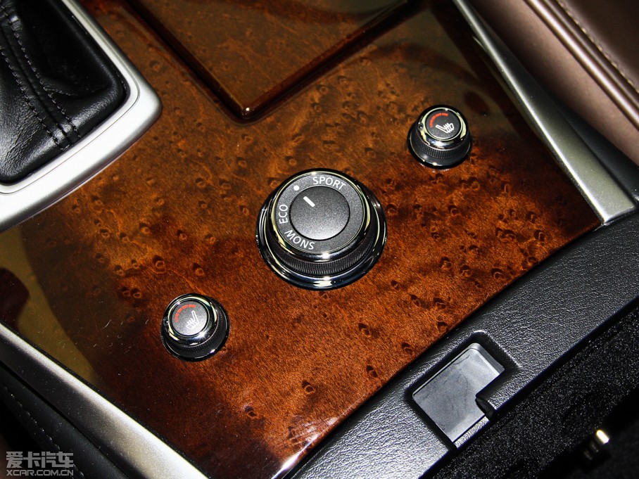 2014ӢQX60(M) 3.5L ׿Խ