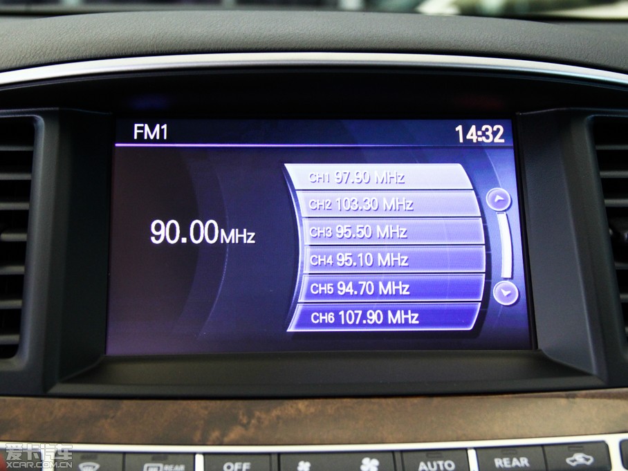 2014ӢQX60(M(jn)) 3.5L (q)׿Խ