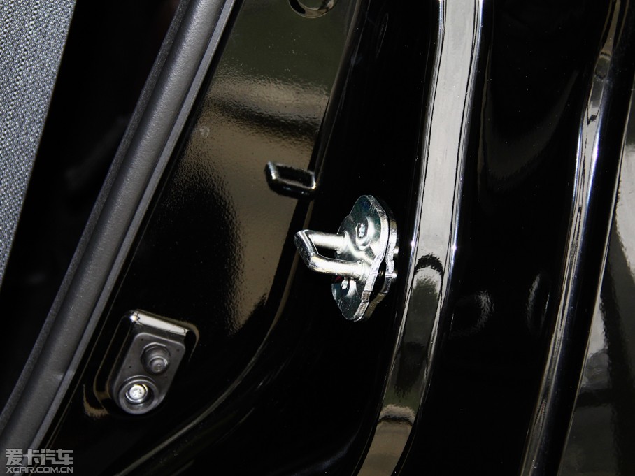 2014ӢQX60(M) 3.5L (q)׿Խ