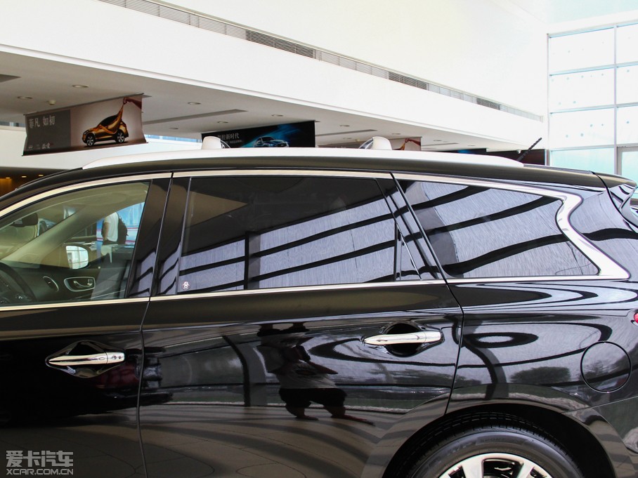 2014ӢQX60(M(jn)) 3.5L (q)׿Խ