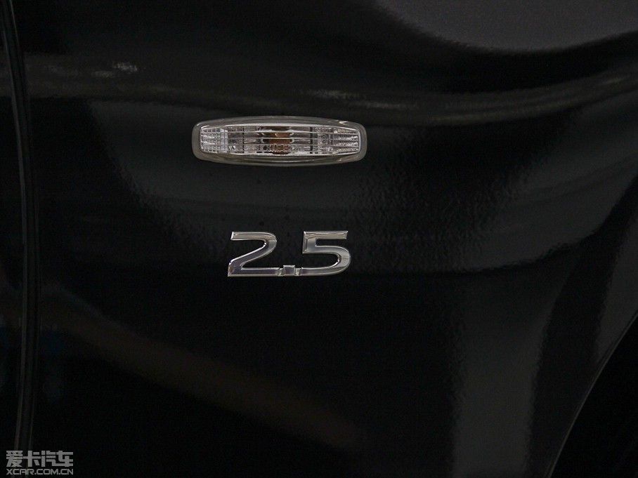 2013ӢQ70L Hybrid 3.5L A