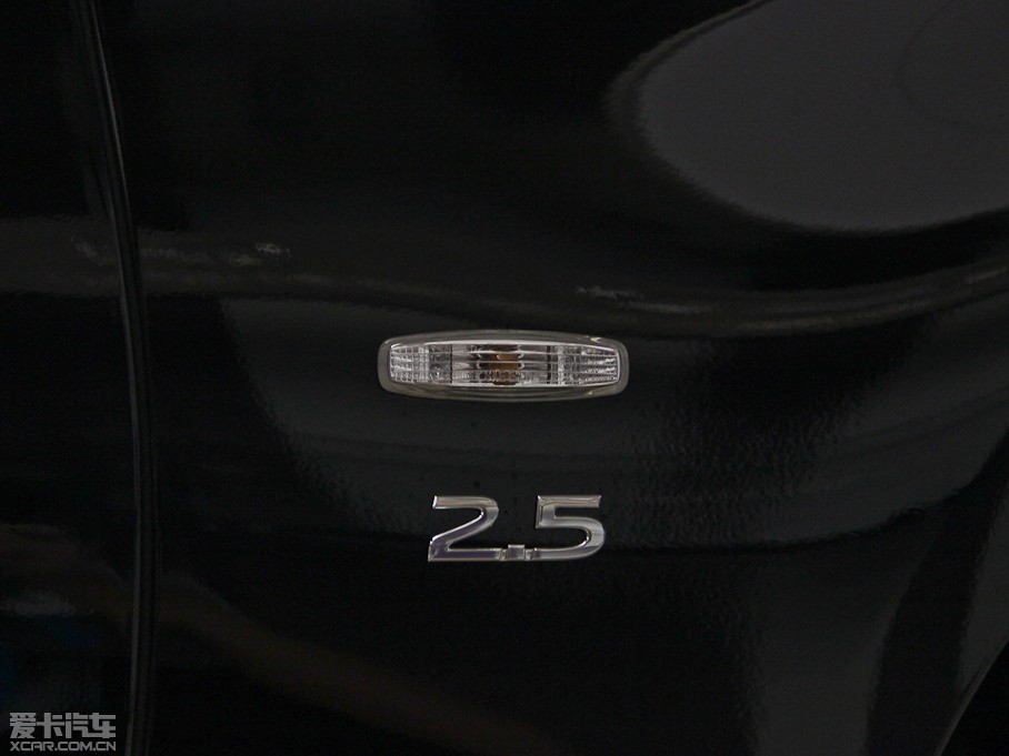 2013ӢQ70L Hybrid 3.5L A