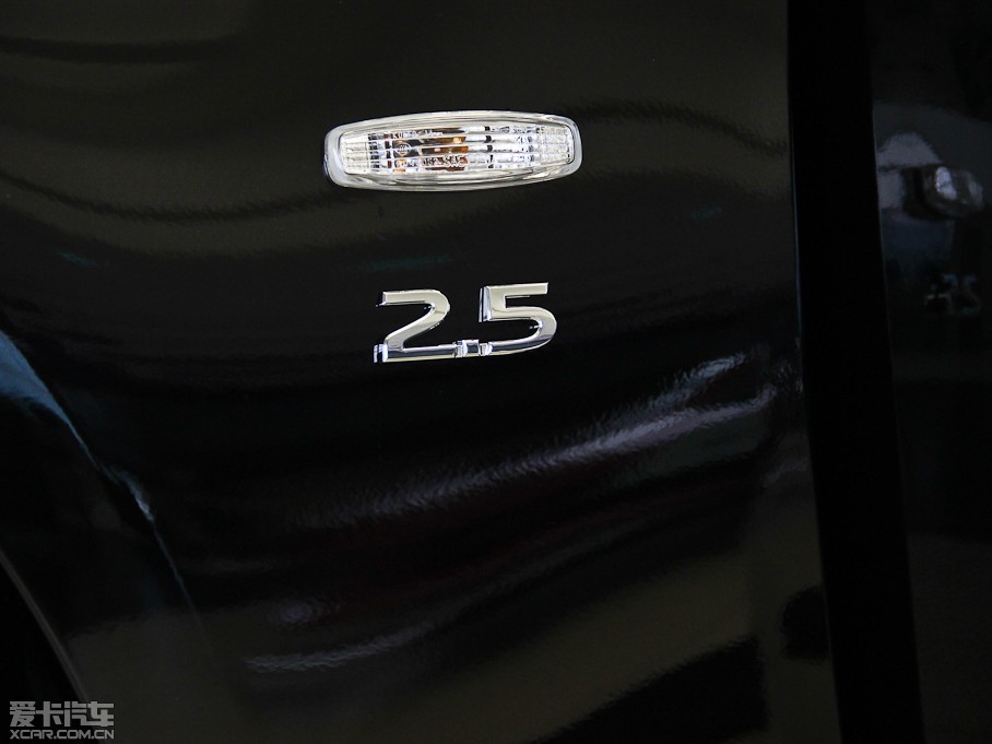 2013ӢQ70L Hybrid 3.5L A