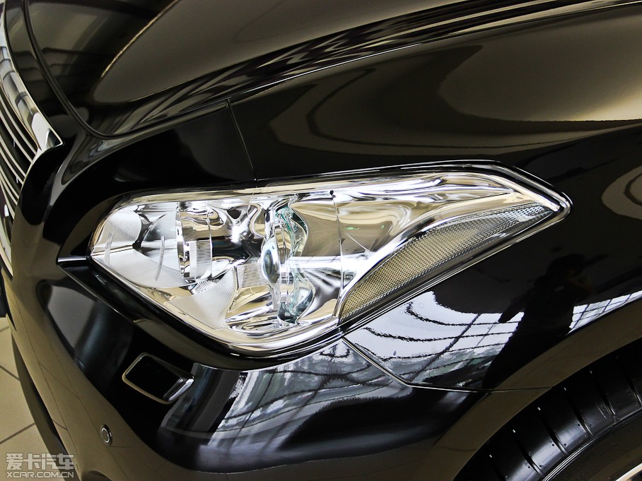 2013ӢQ70L Hybrid 3.5L A