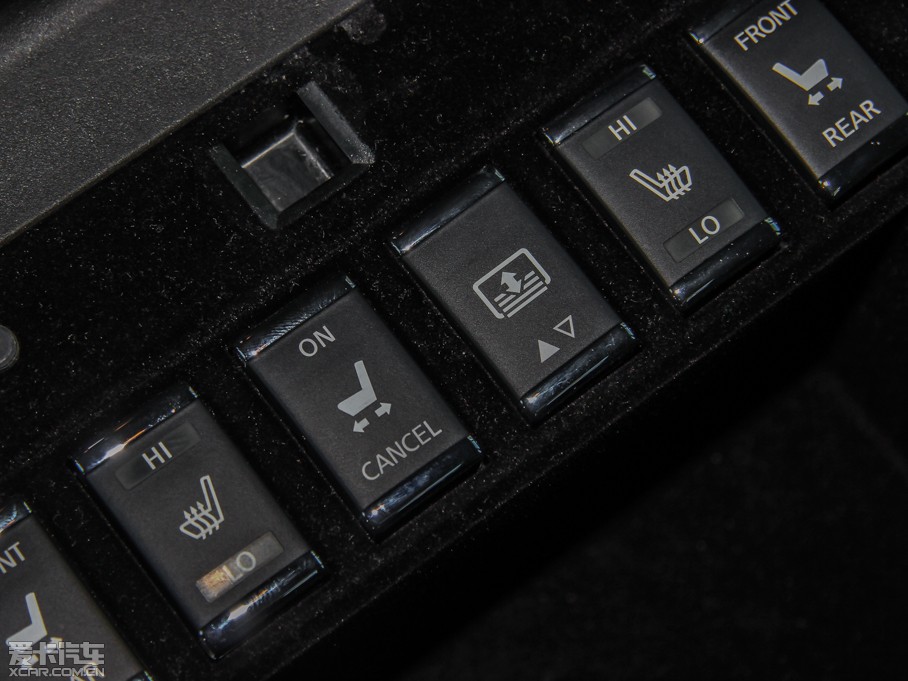 2013��Ӣ�����Q70L 2.5L ���A��