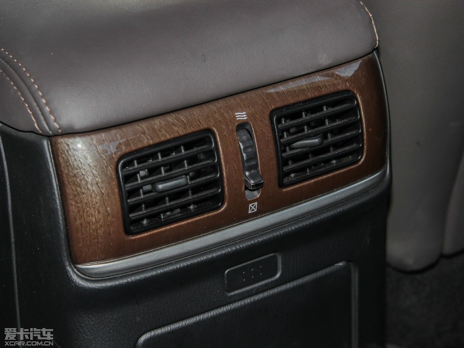 2013��Ӣ�����Q70L 2.5L ���A��