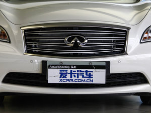 2013款2.5L 雅致版 中网