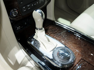 2014������� �п؅^(q��)