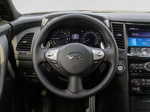 2015款3.7L 绝影版 方向盘