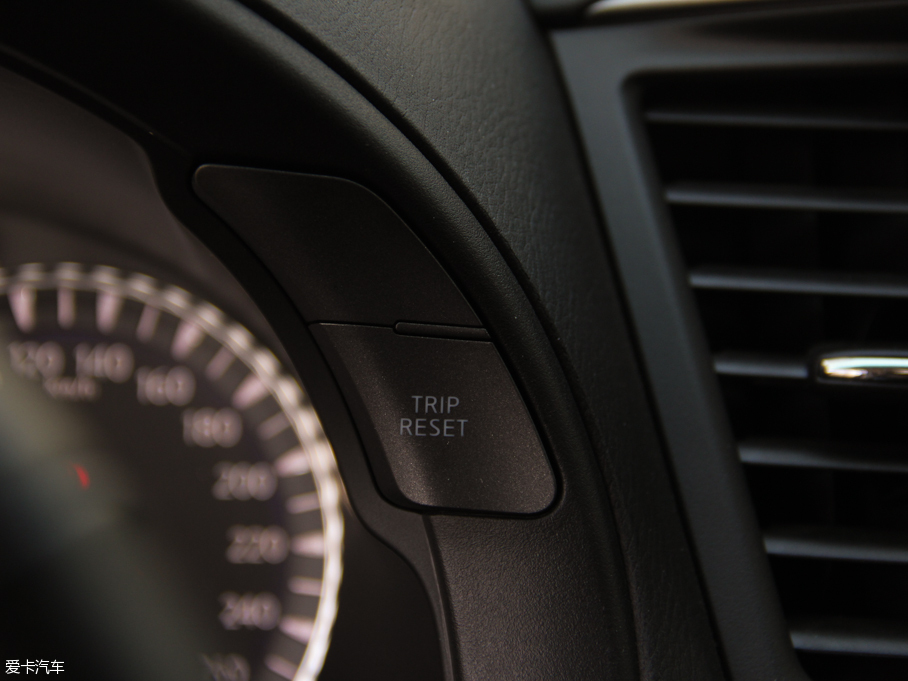 2014ӢQX60 Hybrid 2.5L Hybird ׿Խ