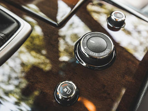 20142.5L Hybird (q)ȫܰ п؅^(q)